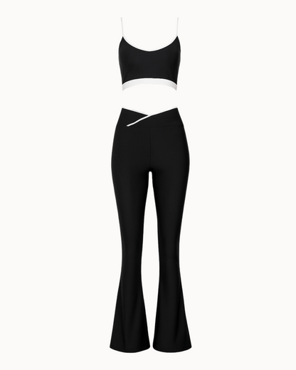 The Alligned Set in Black