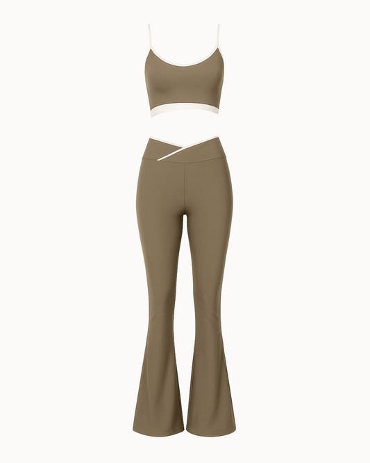 The Alligned Set in Mocha